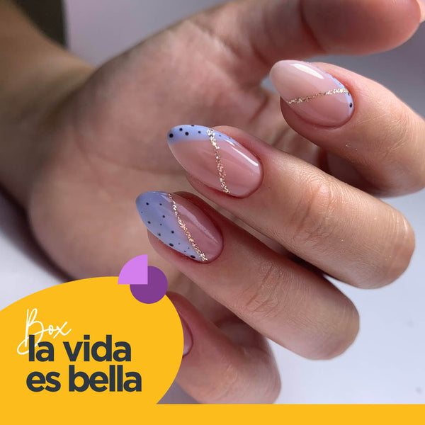 Manicure rusa