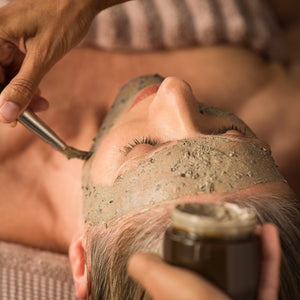 Limpieza Facial con Fitoscosmética Natural