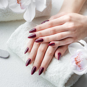 Manicure rusa