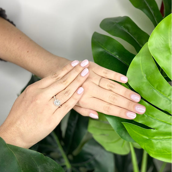 Manicure Profunda Tradicional - E-Box